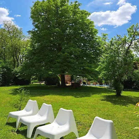 Guest house Namaste Issigeac